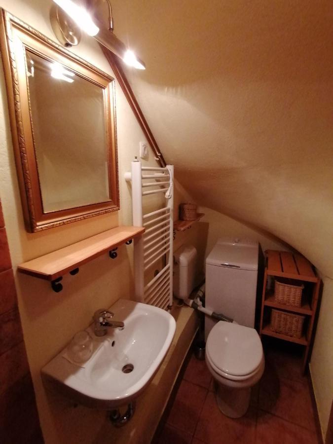 Holiday House Apartment Voukov Mlin Smarje pri Jelsah Экстерьер фото